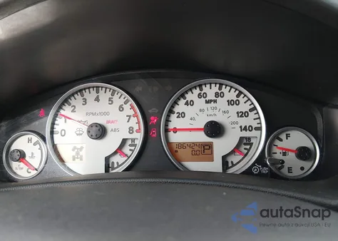 2015 Nissan Xterra Pro-4X/S/X z USA, uszkodzony, nr VIN 5N1AN0NW2FN658056